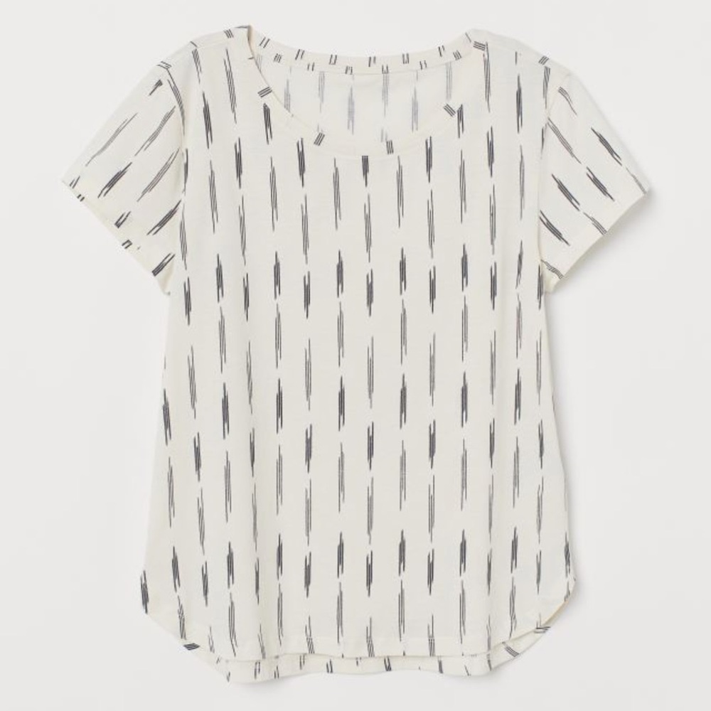 Cream Tee with Black Pattern Short Sleeve (MAKE AN OFFER)